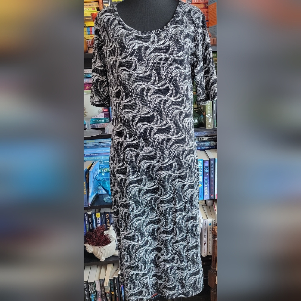 LuLaRoe Dress Julia Elegant  Sparkle Metallic Party Cocktail Size L